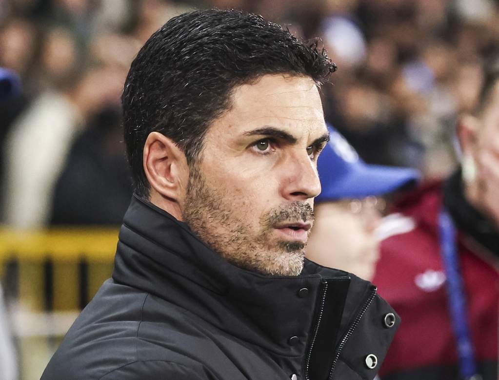 Arsenal manager Mikel Arteta expressing passion on the touchline ahead of European final